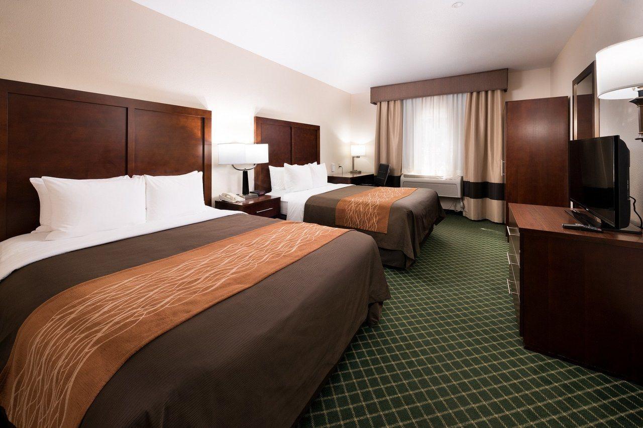 Comfort Inn & Suites Oakland Airport Exterior foto