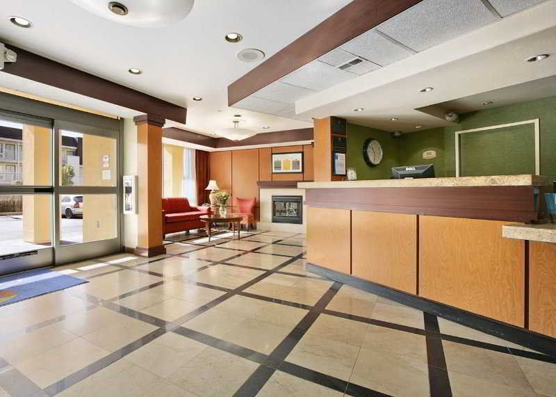 Comfort Inn & Suites Oakland Airport Exterior foto